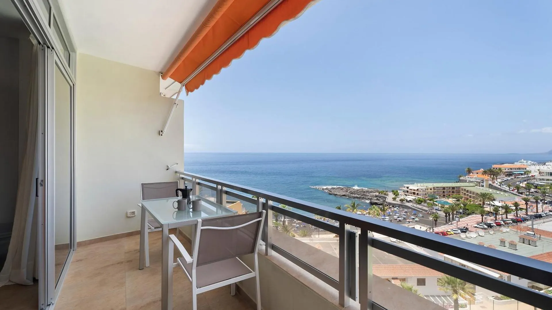 Beautiful Arenas Negras By Paramount Holidays contacts